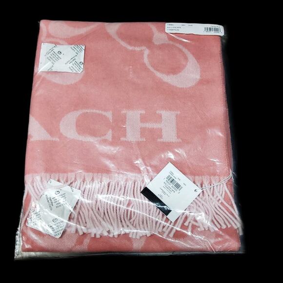 COACH OVERSIZED SCARF CANDY PINK SIGNATURE MUFFLER NEW! - Picture 3 of 3